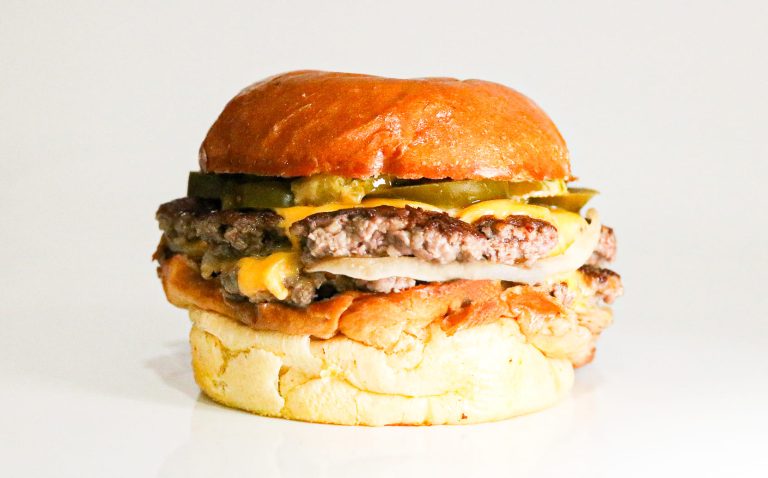 Smash burger doble de Lalo's Burger, la smash de Málaga